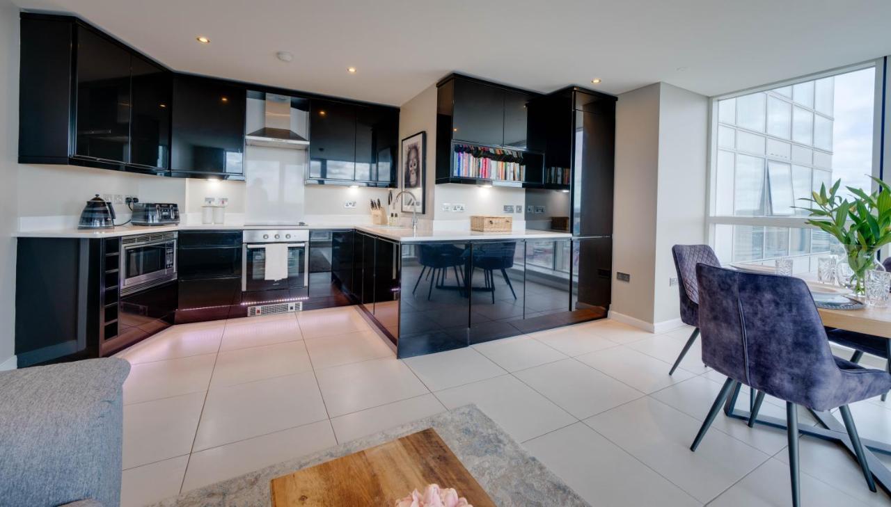 Tallest Building In The City Centre Sleeps 5 Incredible City Mountain And Lagan Views Belfast Exterior photo
